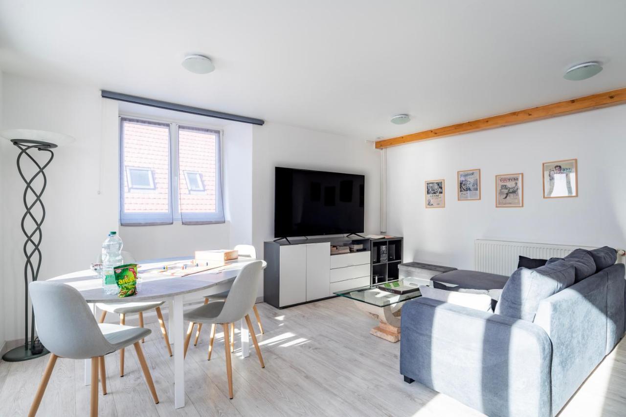Gite Le Carpe Diem - Classé 3 étoiles - Centre ville - Wifi - Netflix Marmoutier Esterno foto
